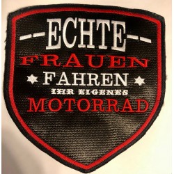 Echte Frauen fahren...